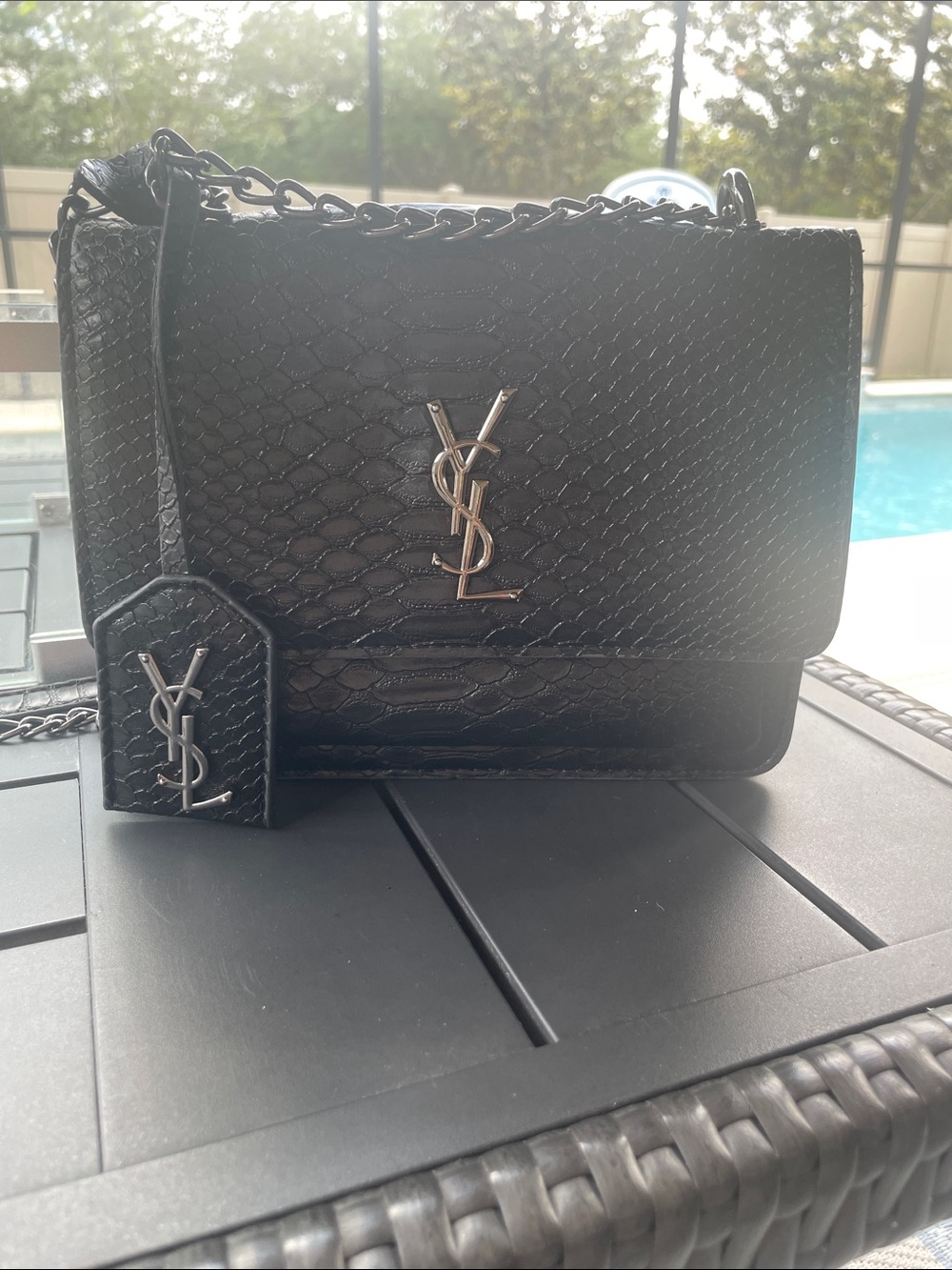 Purse - Picture 3 of 6